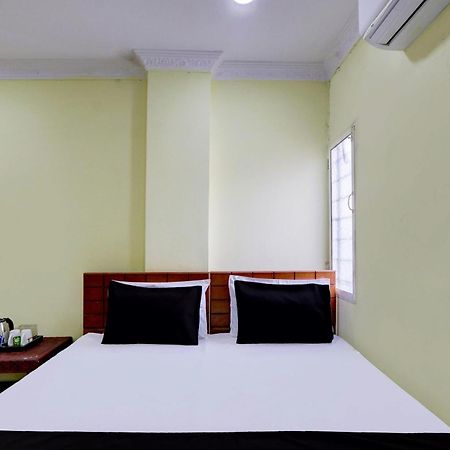 Spot On Al Nizam Guest House Hyderabad Exterior photo