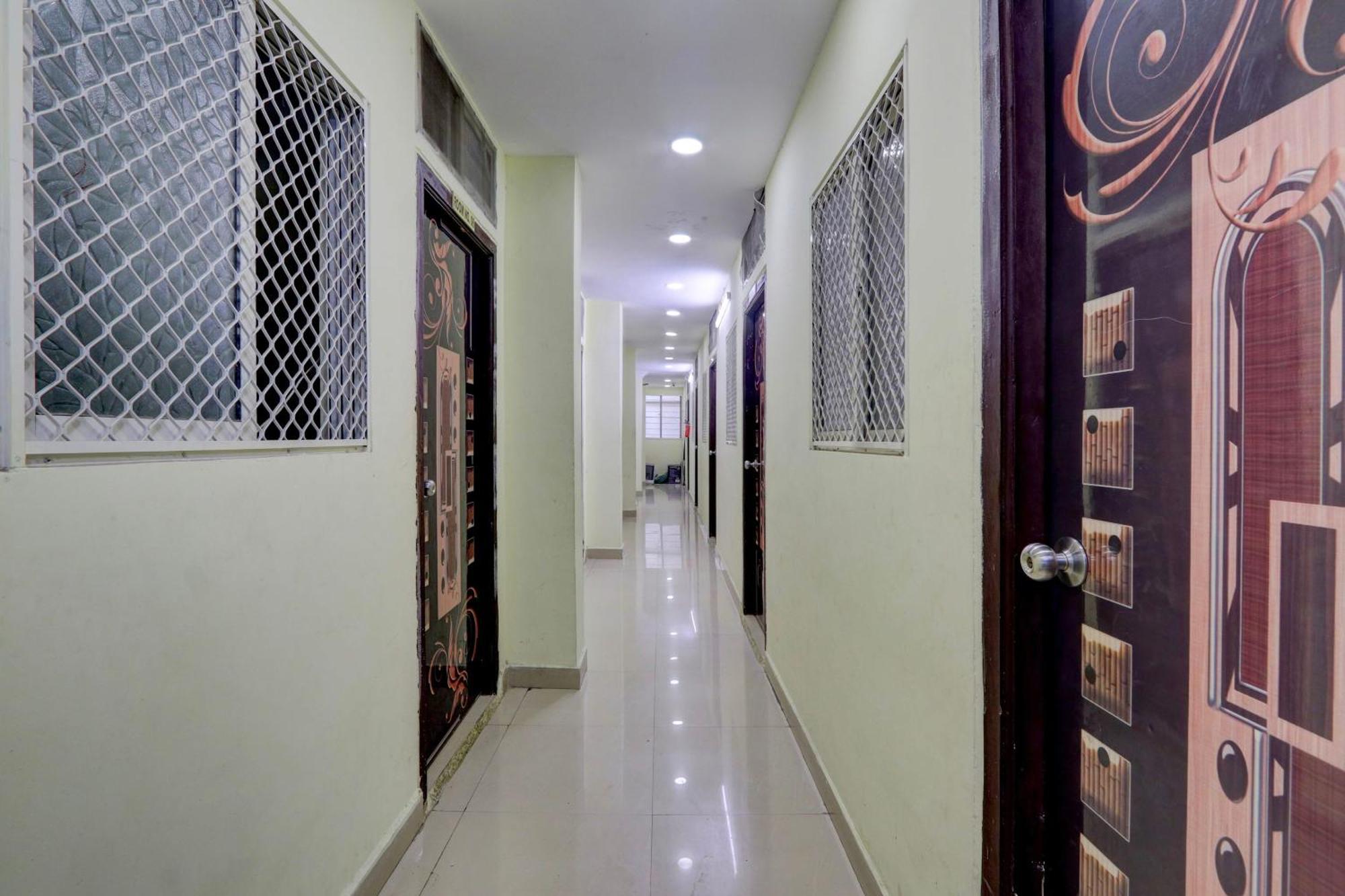 Spot On Al Nizam Guest House Hyderabad Exterior photo